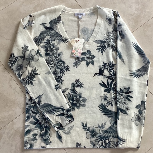 👍SOLD👍Johnny Was Anahi Printed Pullover Ivory V-Neck Long Sleeve Cashmere/Wool - Picture 6 of 13